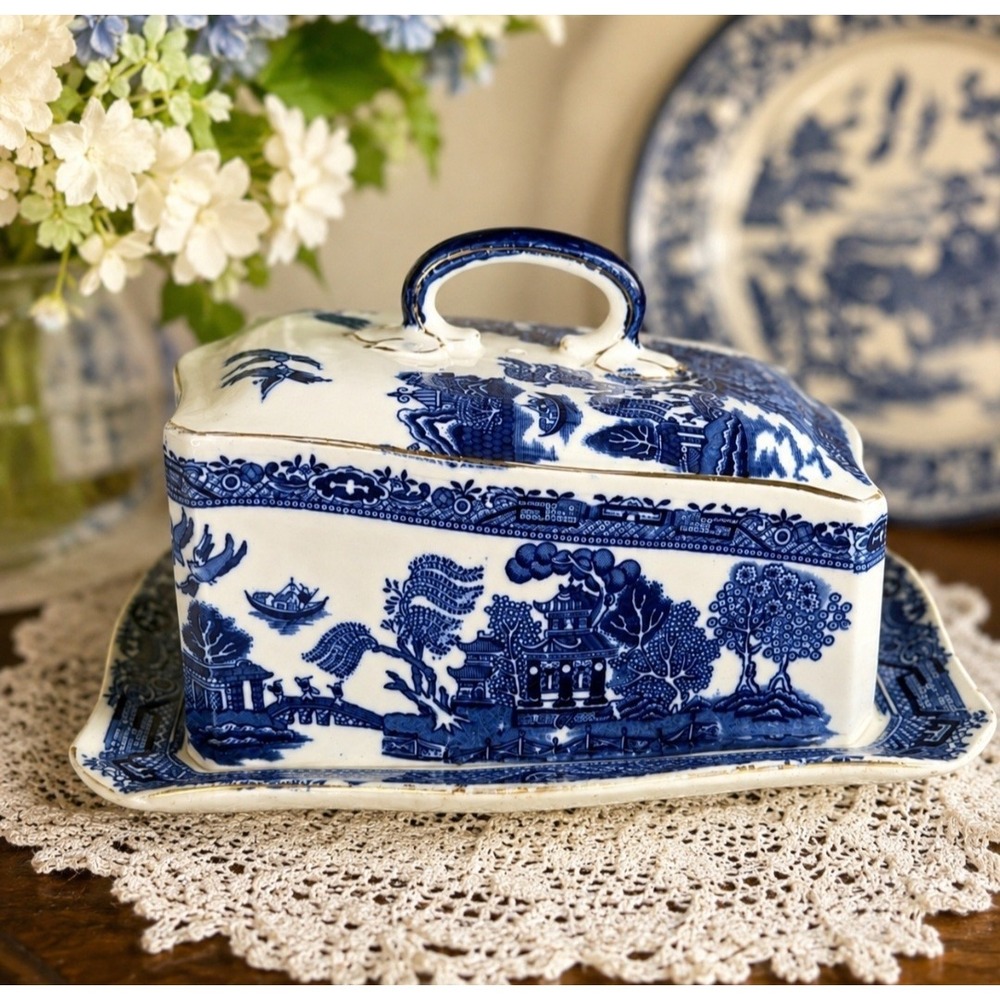 Antique Coronaware Hancock & Sons Blue Willow Covered Cheese Dish 1920s Gold